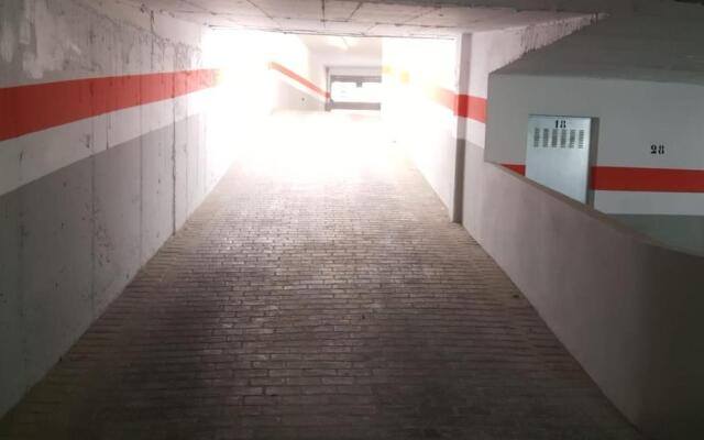 Murallas de Sevilla Apartamento con garaje 4 pax