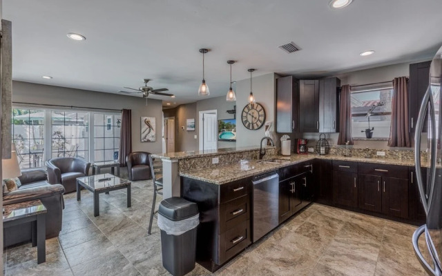 Summer Breeze 7 Bedroom Home by Redawning