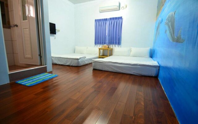 Haichian Hostel