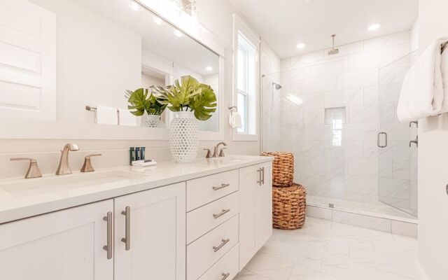 The Sleeping Queens at Prominence 30A