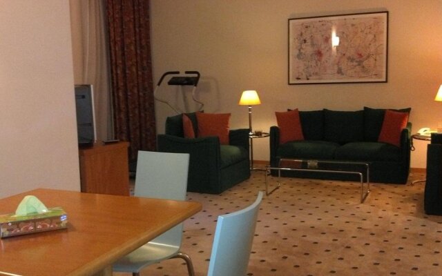 La Cigale Hotel