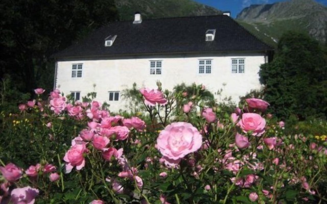 Rosendal Turisthotell