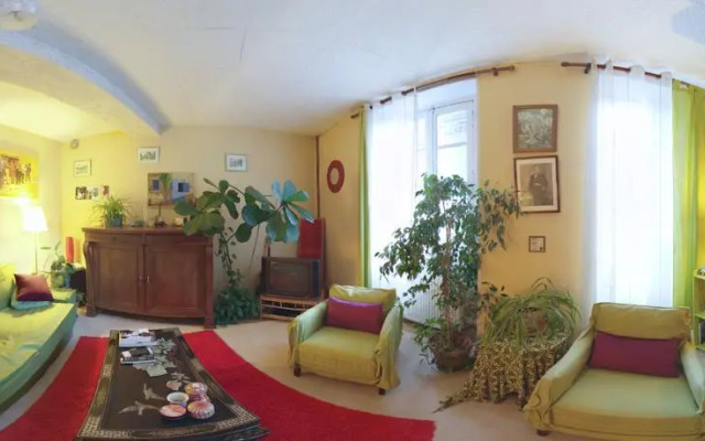 Chambres dhôte Place du Donjon