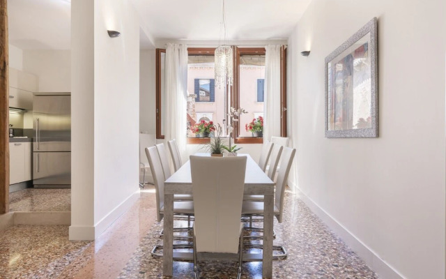Casanova Deluxe Apartment