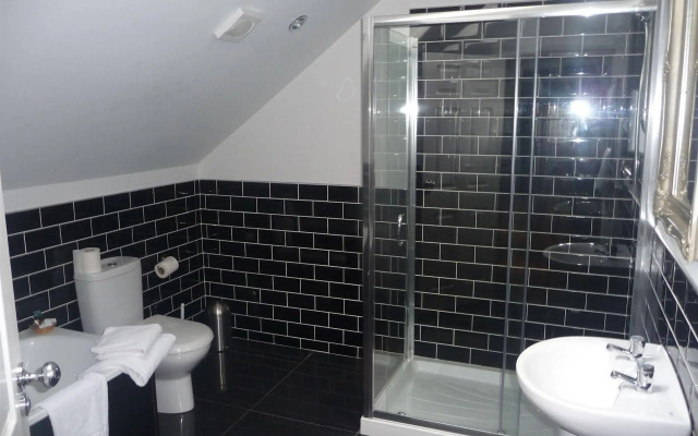 The Royal George Hotel