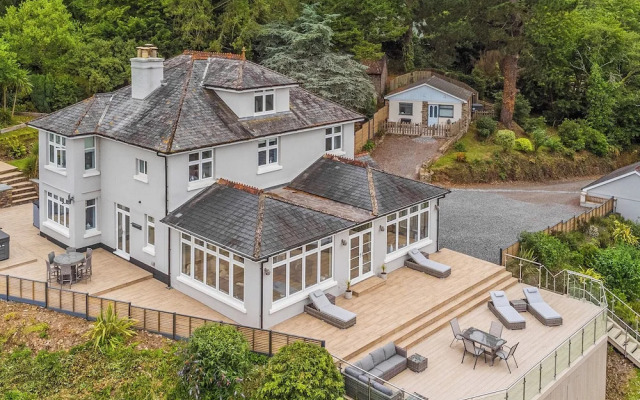 Mallacleave House