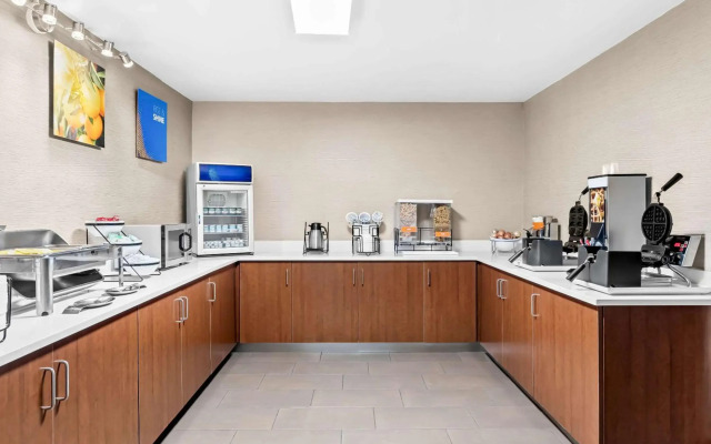 Comfort Inn University