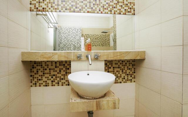 Collection O 29 Twin Tower