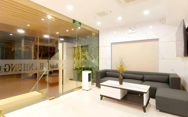 Ha Nhung Hotel