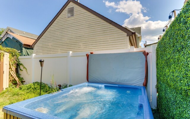 Keansburg Home w/ Private Hot Tub!