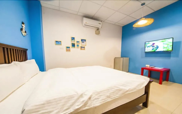 Hualien Train Station Backpackers Hostel