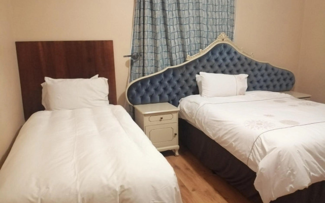 Naisar's Apartments Primrose,Johannesburg