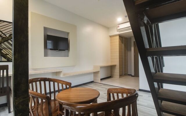 Oyo 90105 Towermas Hotel