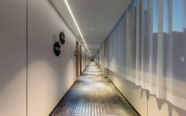 Microtel By Wyndham Xian Beilin