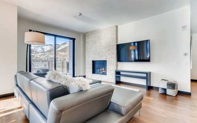 Vail Lion 3 Bedroom Mountain Vacation Rental Just Steps From the Eagle Bahn Gondola