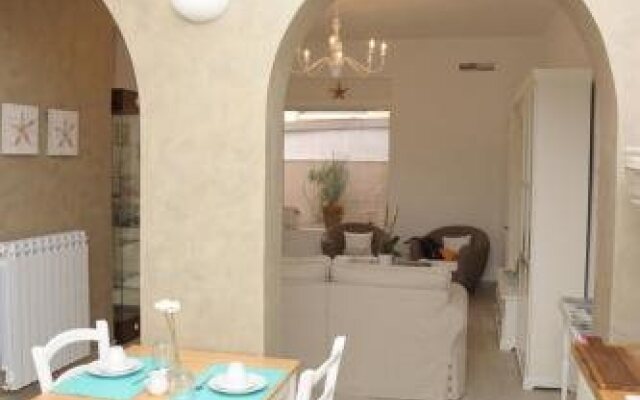 Mediterranea Sea House