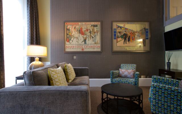 54 Queens Gate Hotel