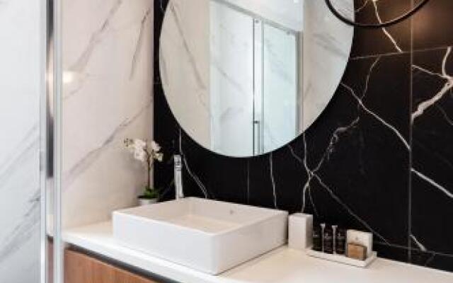 Elegant Kolonaki 2BD Apartment by UPSTREET