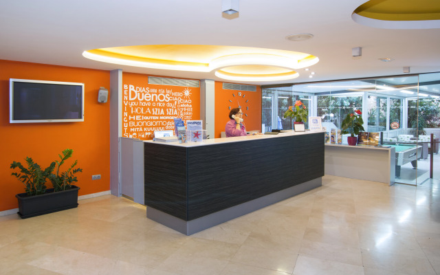 Aparthotel Esmeraldas