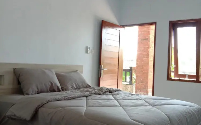 Luminous Guest House by WizZeLa