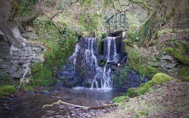 Waterfall Cottage