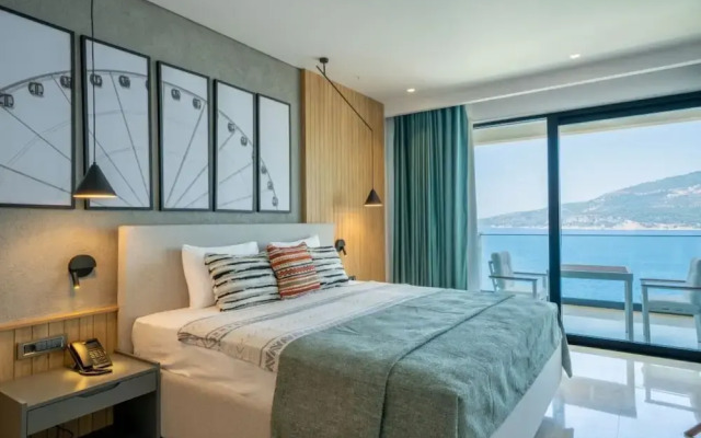 Lures Hotel