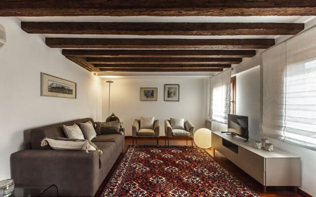 San Pantalon Luxury Penthouse R&R