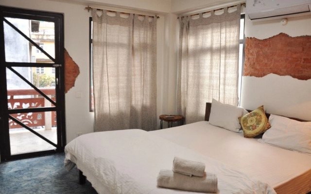 Mulmi House