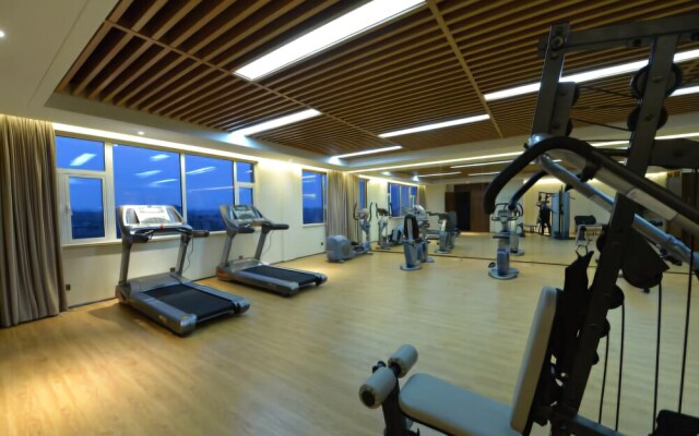 Meicheng Swan Lake Resort Hot Spring