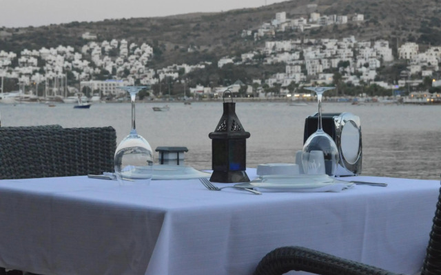 Marisol Boutique Hotel