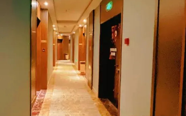 Qingxin Business Hotel