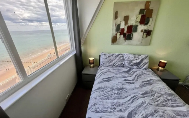 10 Beach View @ Beaconsfield House