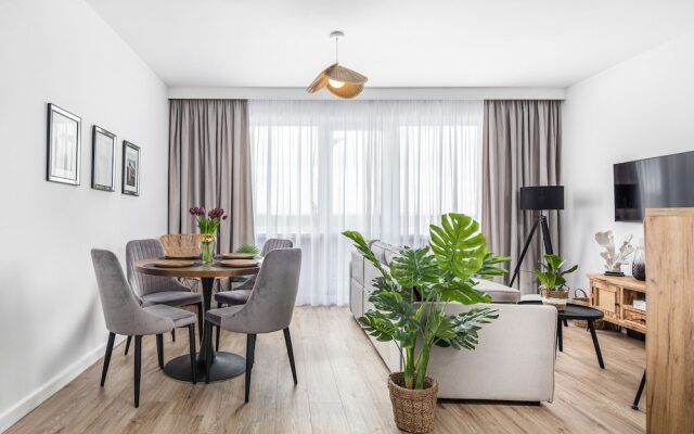 City View Apartment by Renters