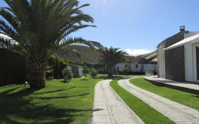 Luxury Villa with private heated pool in a quiet area.