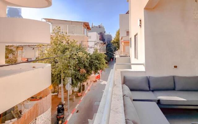 Apartment Cachemire 3BR Tel Aviv Kerem Alsheikh St Tl70