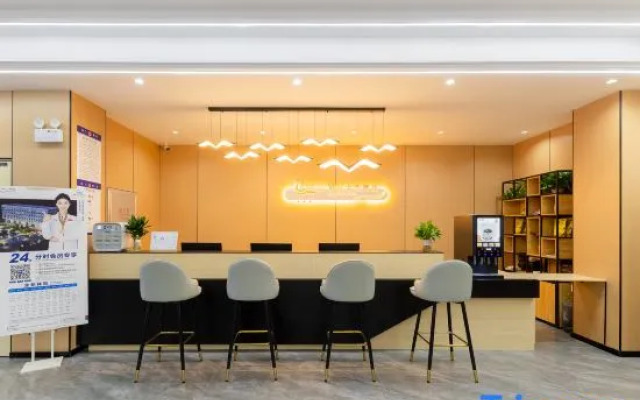 Rainbow Ecological Hotel (Flagship Store)