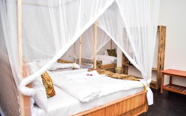 Uhuru House and Restaurant