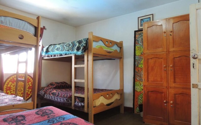 Ayni Hostel