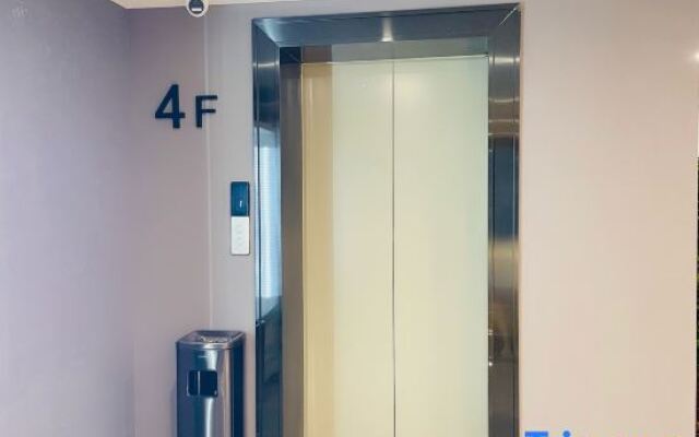 Pai Hotel (Xiangcheng Lianhua Avenue People's Park)