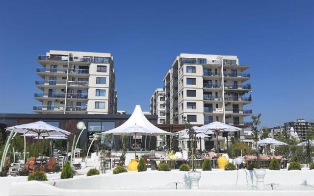 Belle Sea View Apartment Mamaia