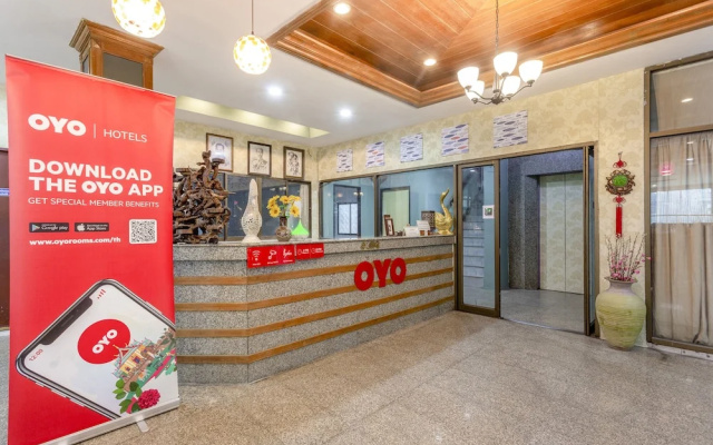 OYO 990 Siam Lanna Grand Hotel Chiangmai