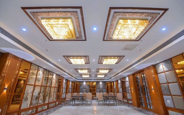 Hotel Pratap Palace