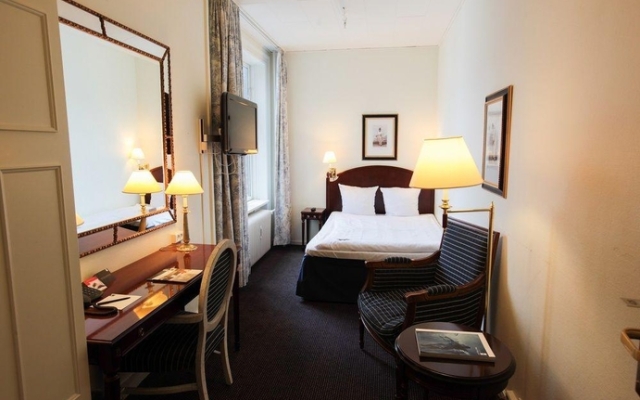 First Hotel Excelsior