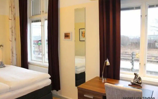 Stationshusets Hotell och Café fd Hotell Lilla Station