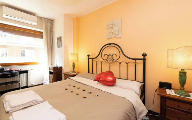 Rachele Charming House in Heart of Rome