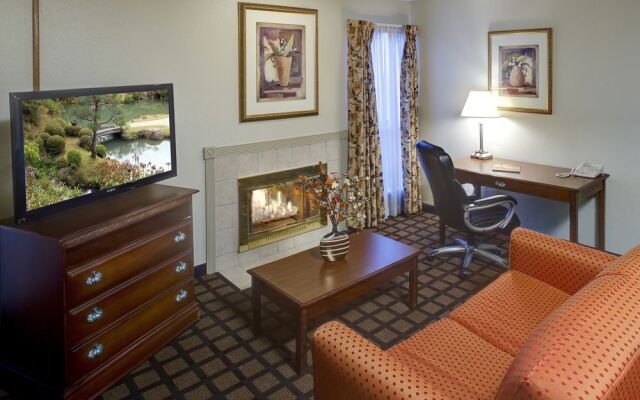 Orangewood Suites Hotel