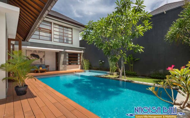 Villa Entrada by Nagisa Bali
