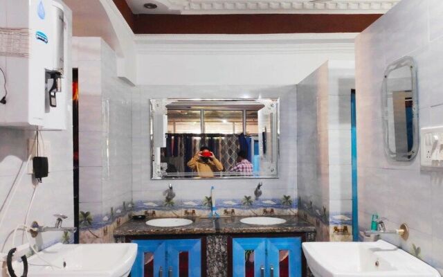 Goroomgo R. K. Dormitory Lucknow