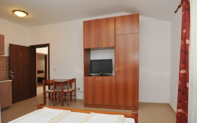 Apartments Bracanovic