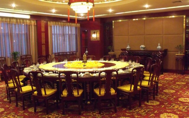 Chunqiu Hotel